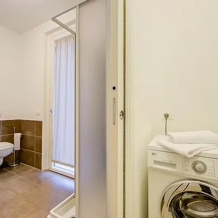 Apartment Casa Oleandri With Pool And View - Happy