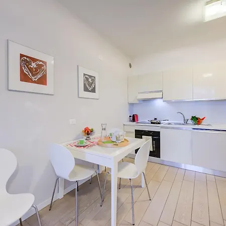 Casa Oleandri With Pool And View - Happy Toscolano Maderno