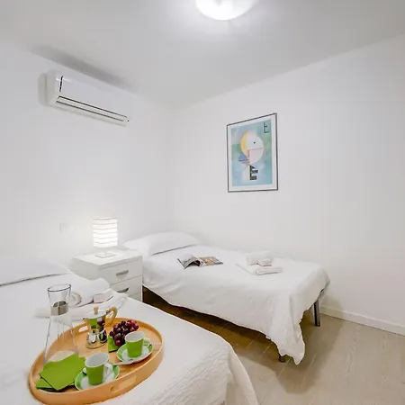 Apartment Casa Oleandri With Pool And View - Happy Toscolano Maderno