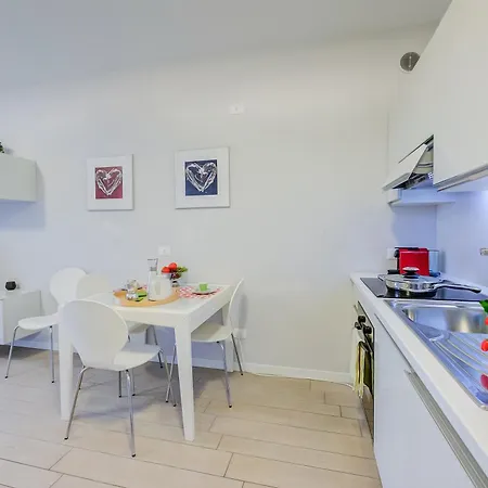 Casa Oleandri With Pool And View - Happy * Toscolano Maderno