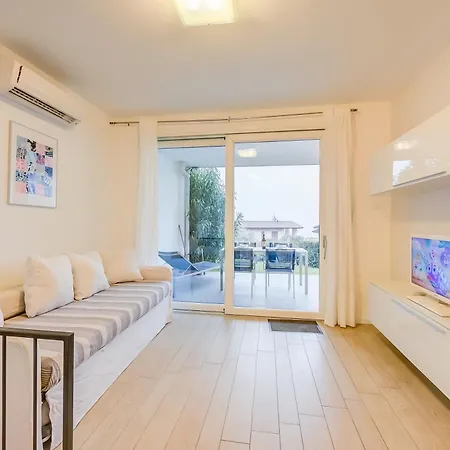 Casa Oleandri With Pool And View - Happy Toscolano Maderno