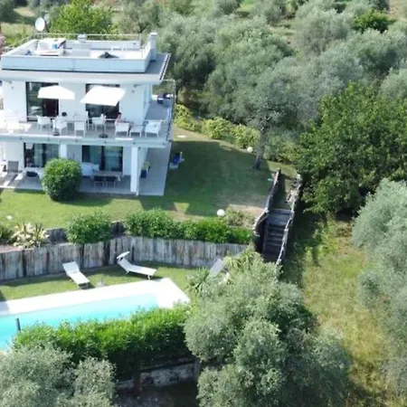 Casa Oleandri With Pool And View - Happy Apartment Toscolano Maderno